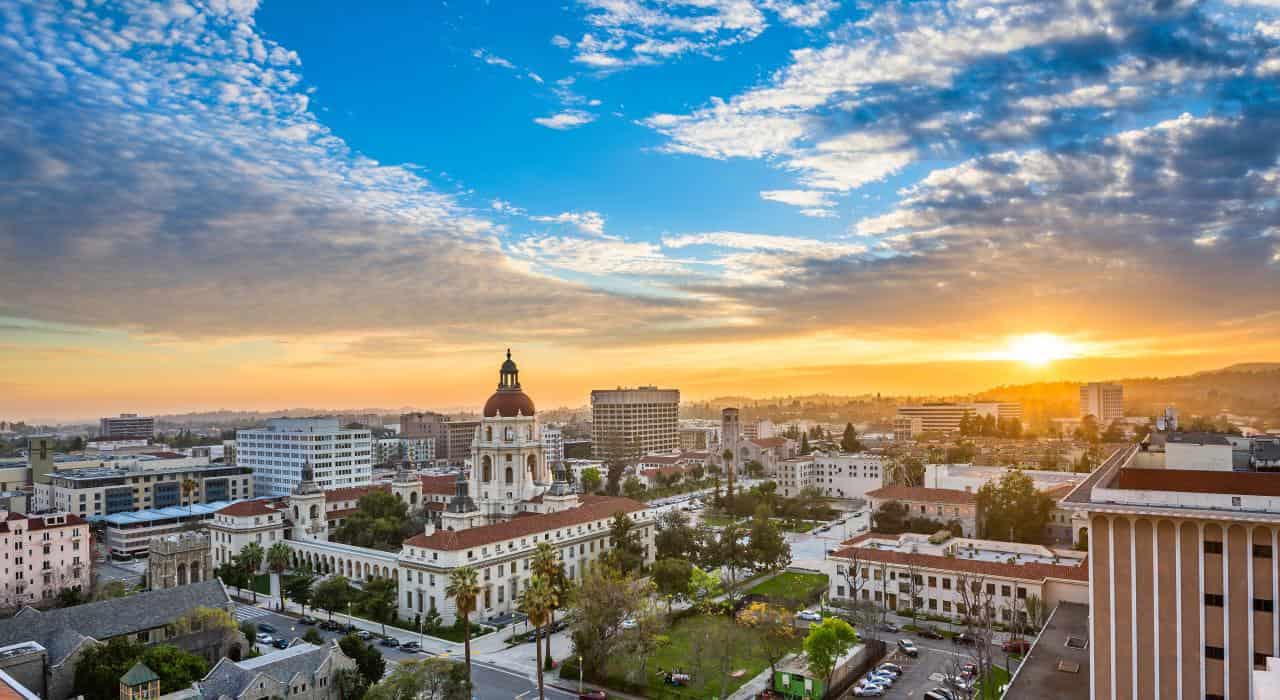 This blog provides a variety of articles about places to visit and things to do in California